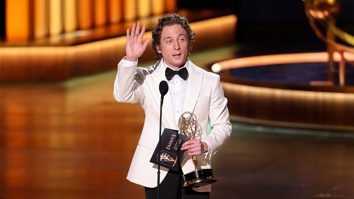 Jeremy Allen White accepts his Emmy for Outstanding Lead Actor in a Comedy Series for his performance in FX’s The Bear. 